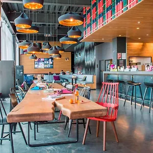 Moxy Aberdeen Airport Dyce