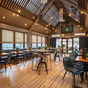 Siberia Bar & Aberdeen