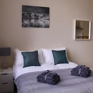 the-trafford.hotelsin-chester.com/