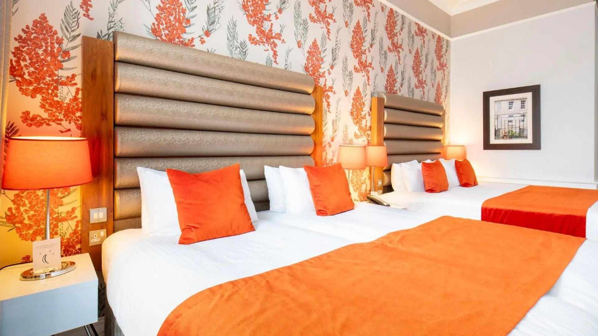 Hotel Indigo Edinburgh By Ihg 4*,